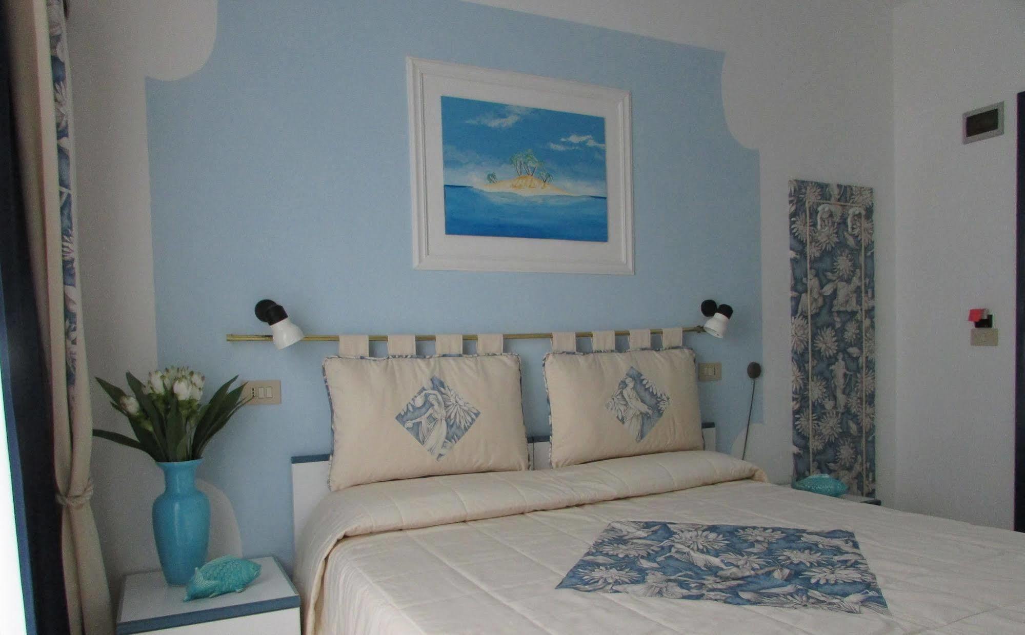 Hotel Manila Jesolo Extérieur photo